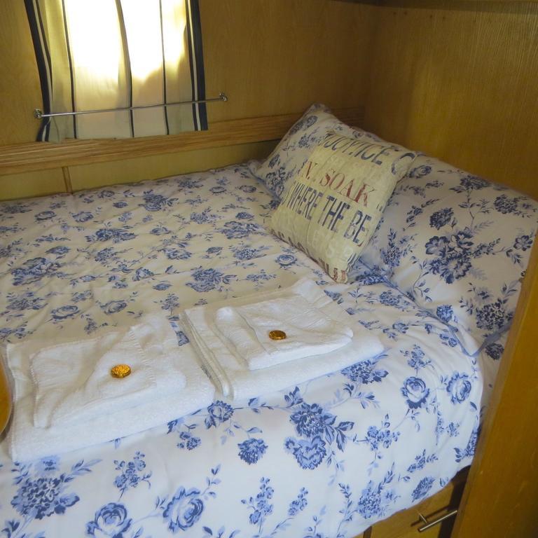 Houseboat Hotels Sheffield Ruang foto